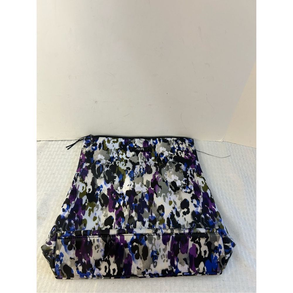 Nicole Miller cosmetic bag 13"x13"‎